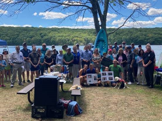 Blumenthal (D-CT) celebrated the work of Save the River, Save the Hills at the kayak regatta in Waterford.